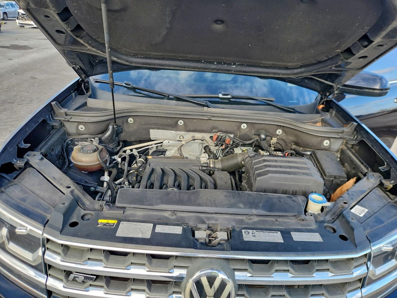 2018 VOLKSWAGEN ATLAS SEL photo 34