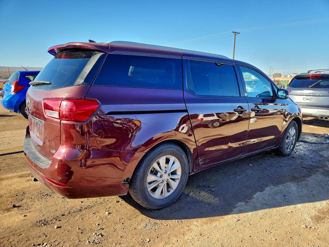 2017 KIA SEDONA LX photo 7