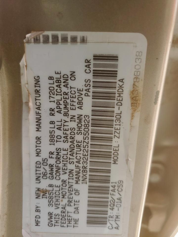 2005 TOYOTA COROLLA photo 12