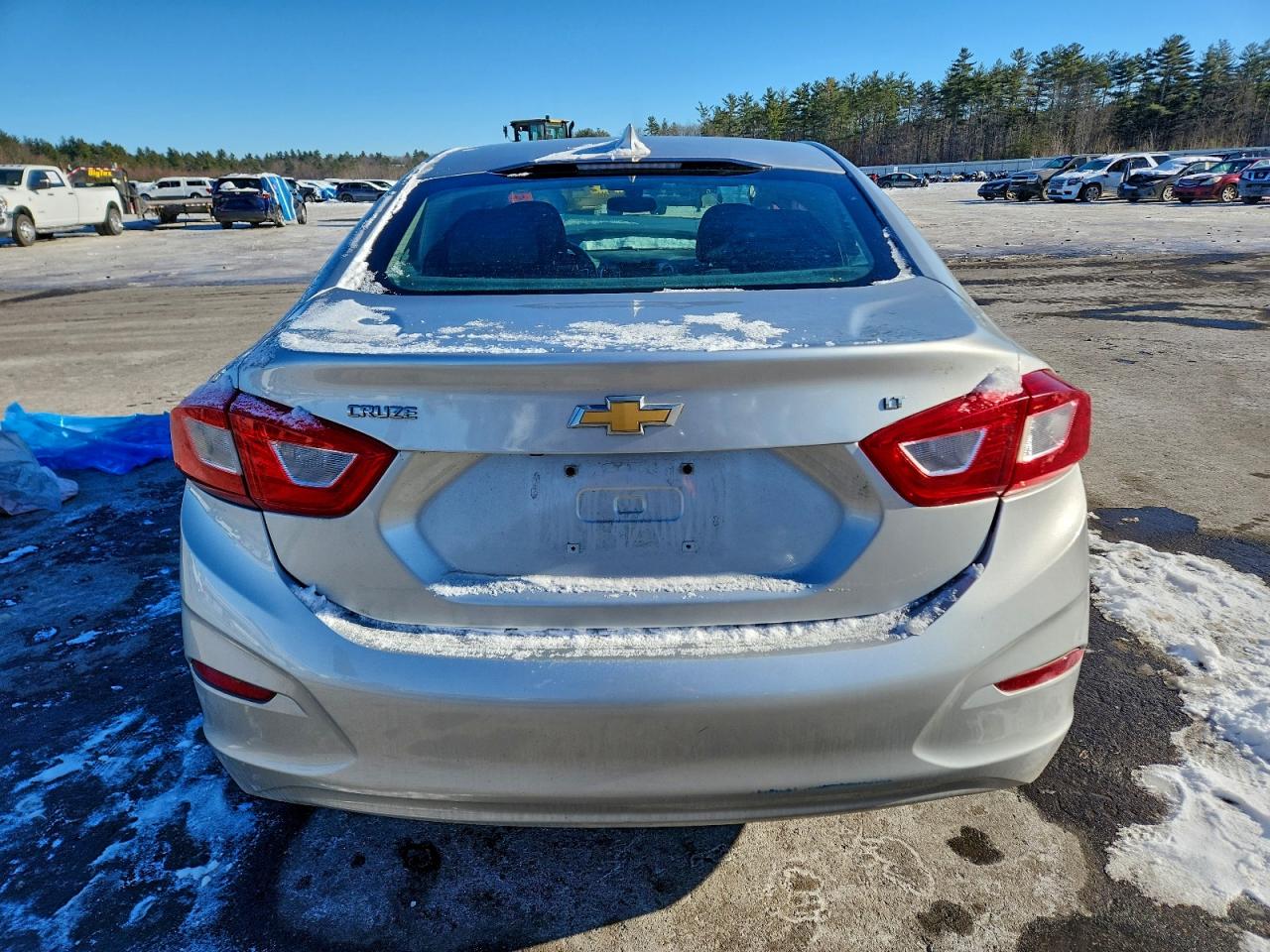 2017 CHEVROLET CRUZE LT photo 6