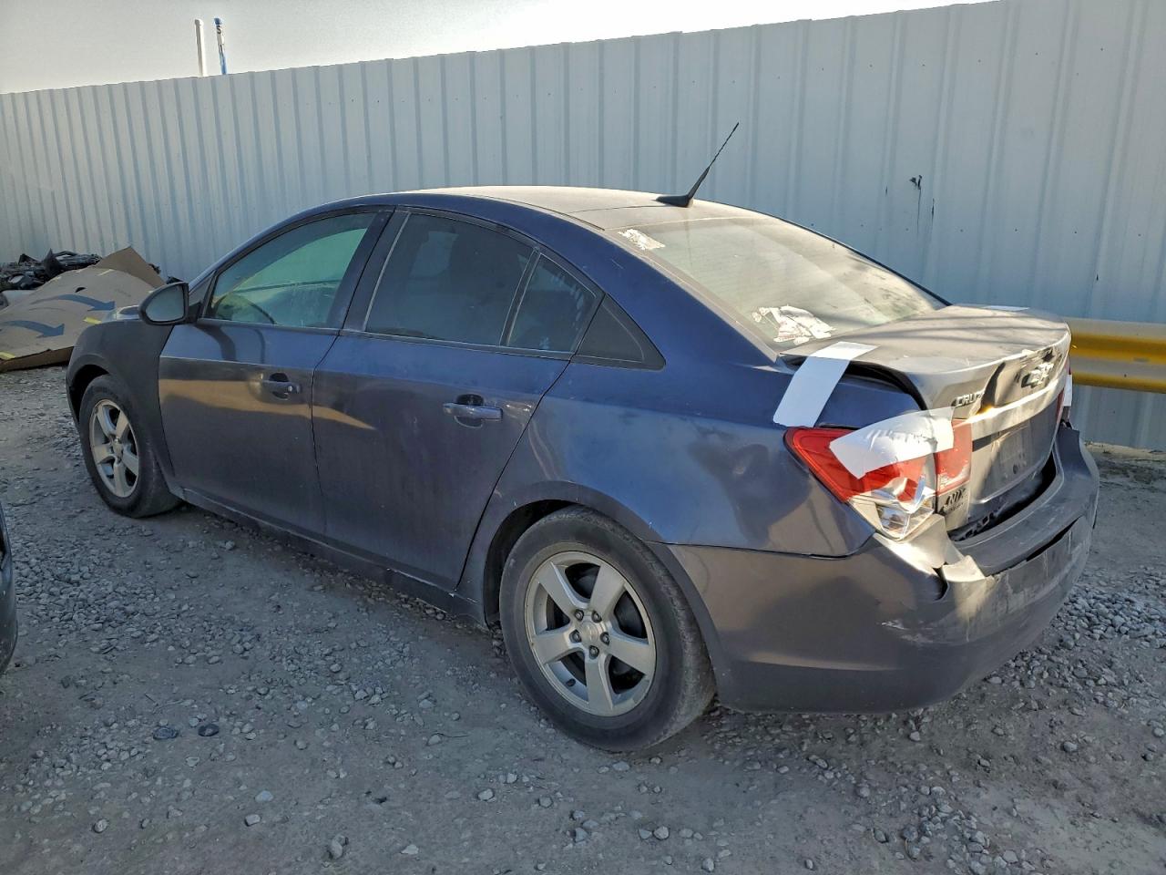 2013 CHEVROLET CRUZE LS photo 2