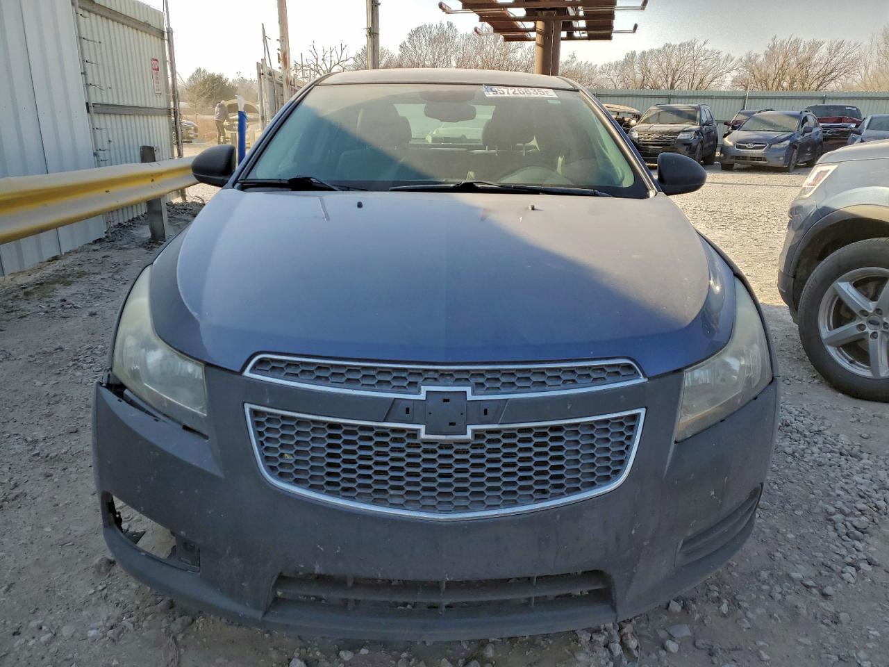 2013 CHEVROLET CRUZE LS photo 5