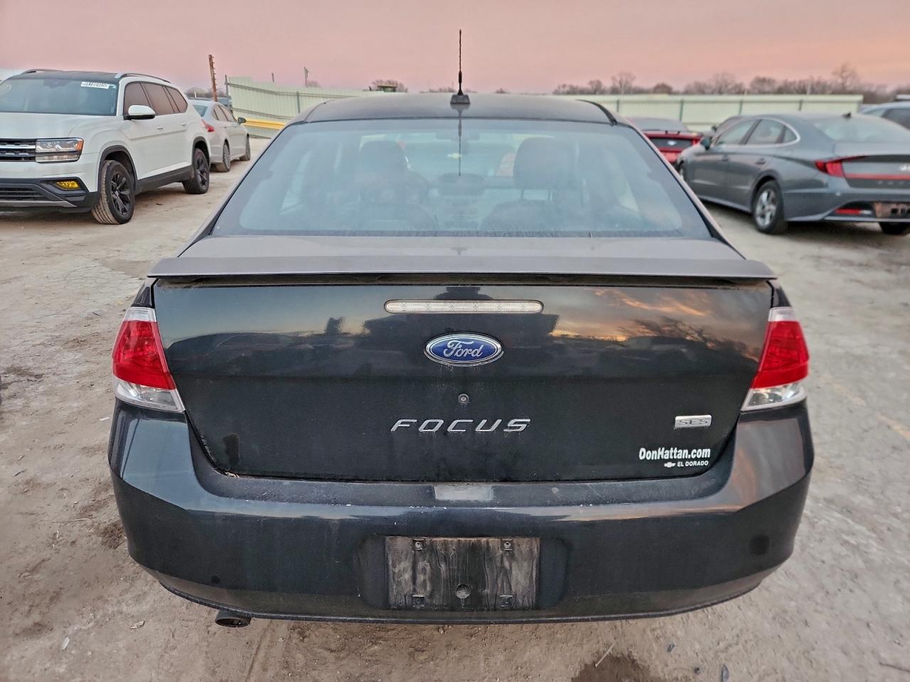 2008 FORD FOCUS SE photo 16
