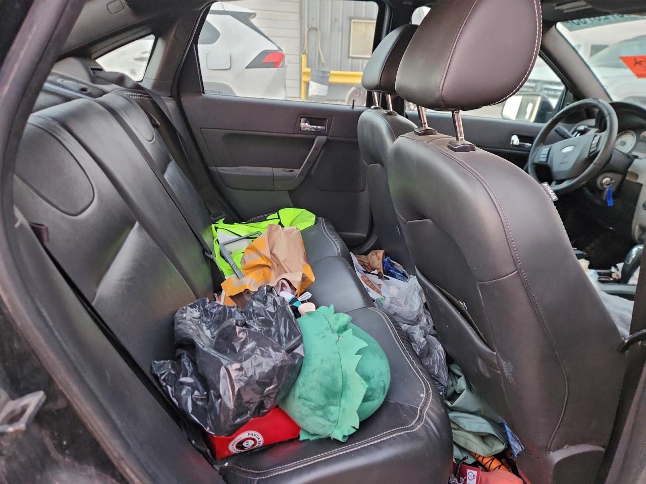 2008 FORD FOCUS SE photo 28