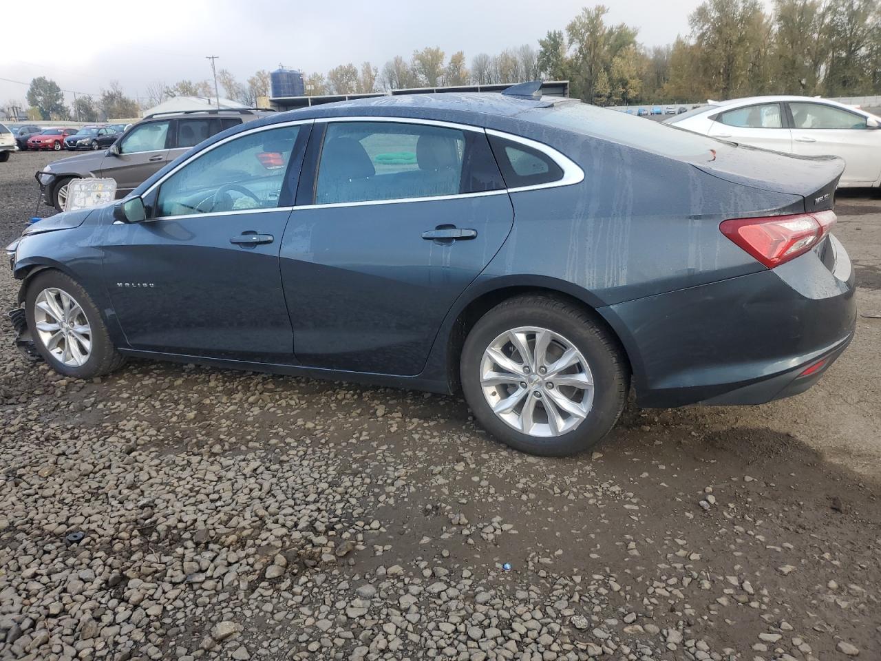 2020 CHEVROLET MALIBU LT photo 2
