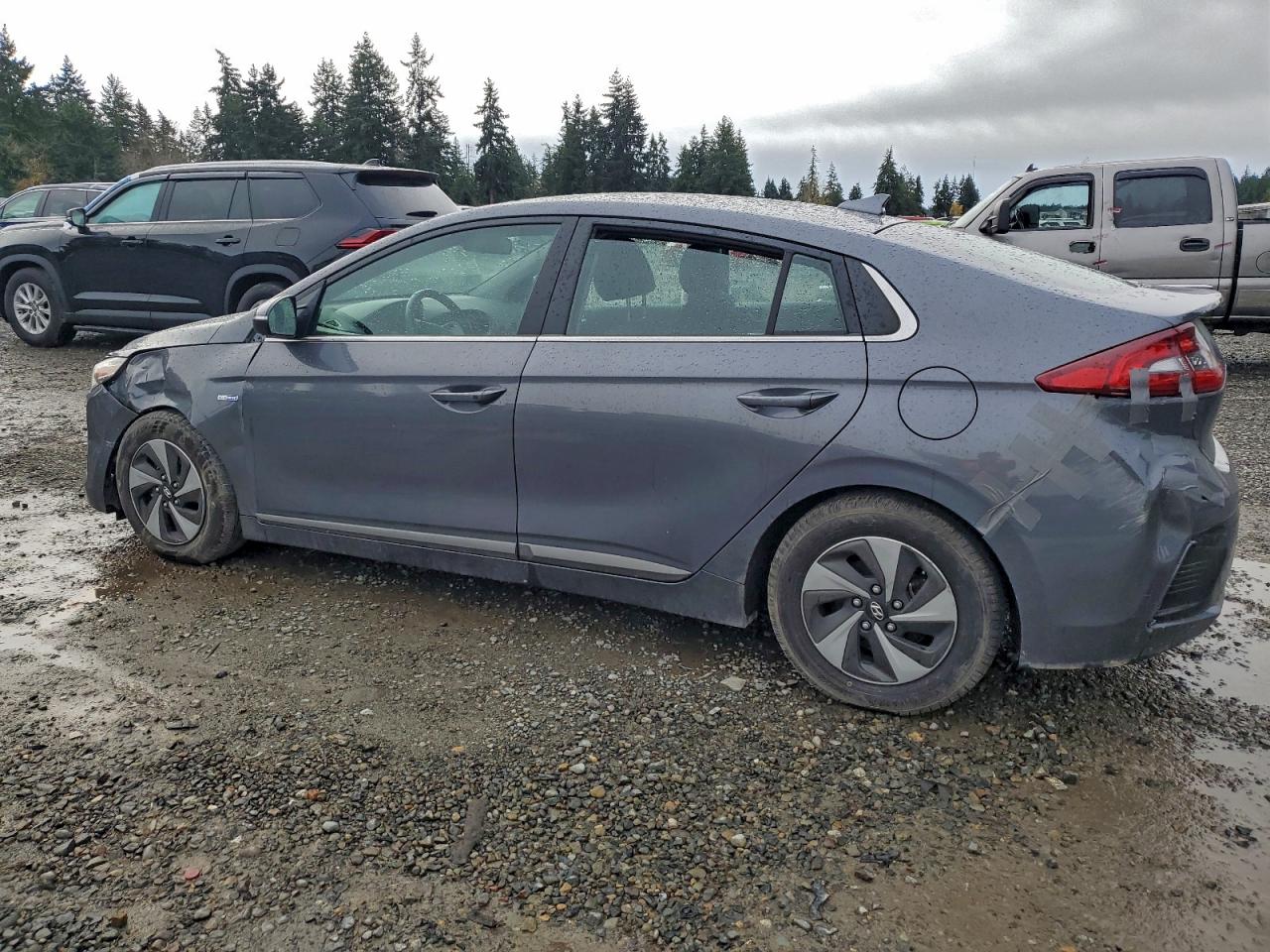 2019 HYUNDAI IONIQ SEL photo 3