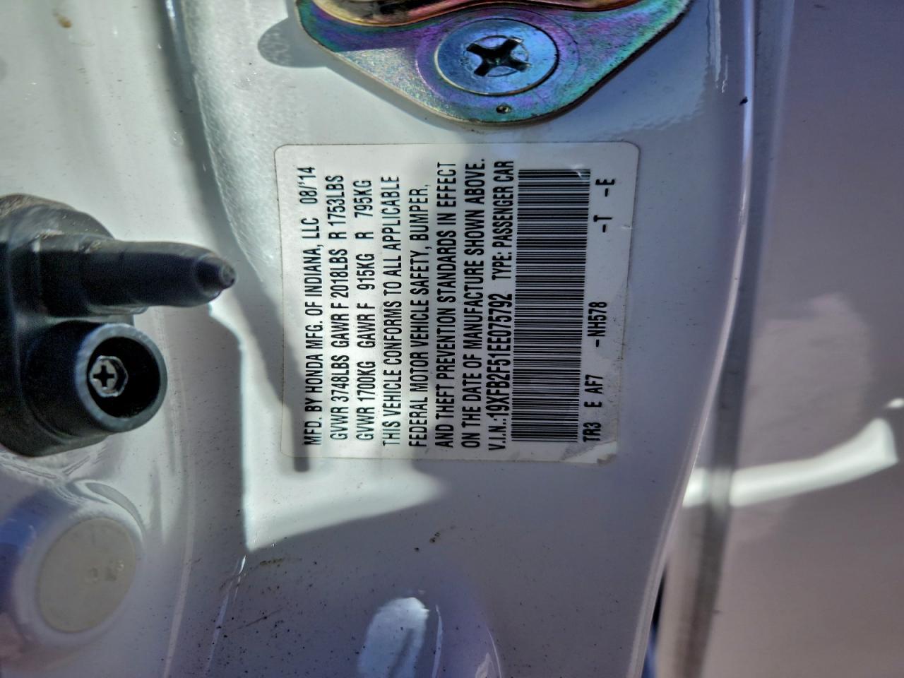 2014 HONDA CIVIC LX photo 25