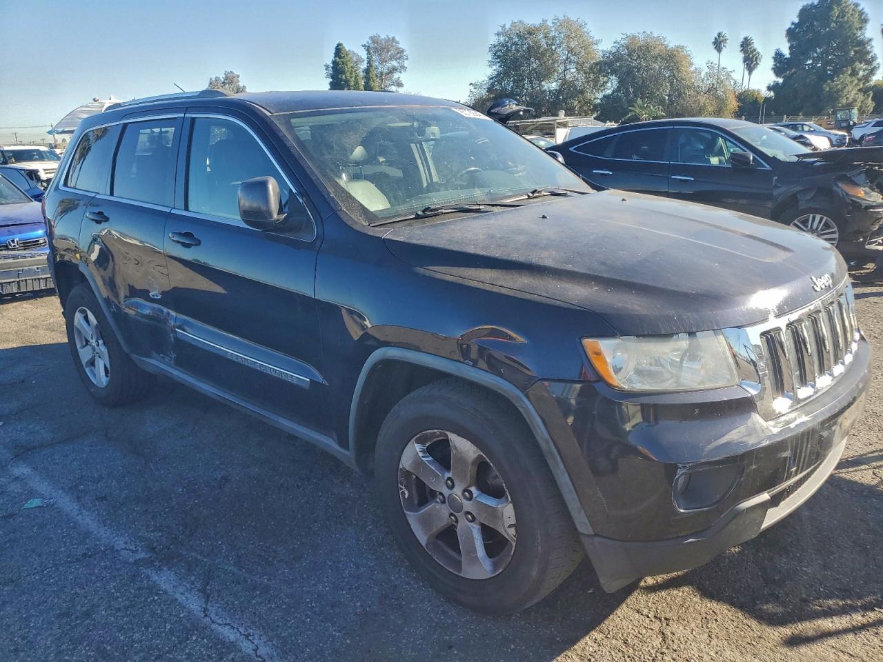 2011 JEEP GRAND CHEROKEE LAREDO photo 10