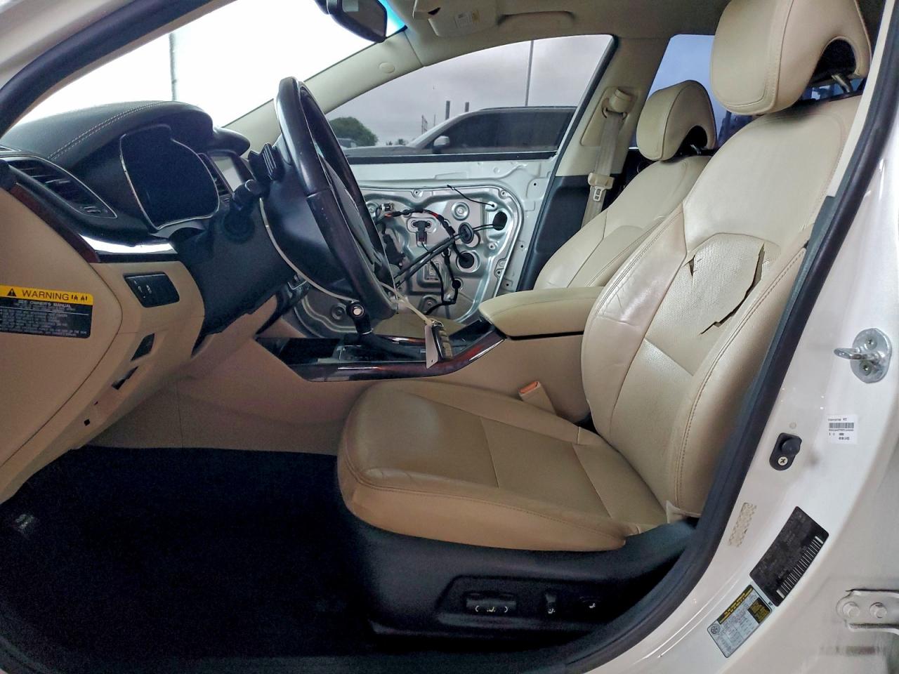 2015 KIA CADENZA PREMIUM photo 13
