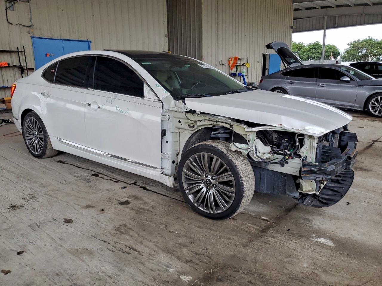 2015 KIA CADENZA PREMIUM photo 7