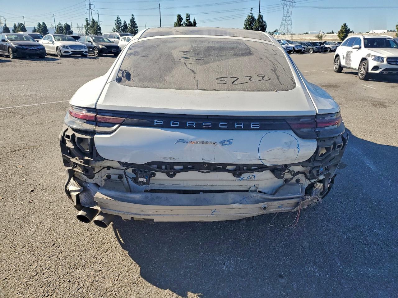 2017 PORSCHE PANAMERA photo 6