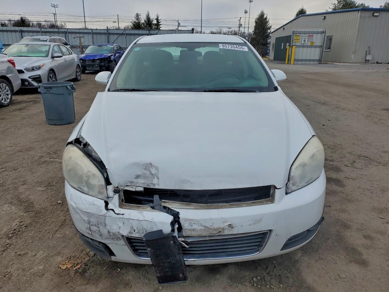 2011 CHEVROLET IMPALA LT photo 5