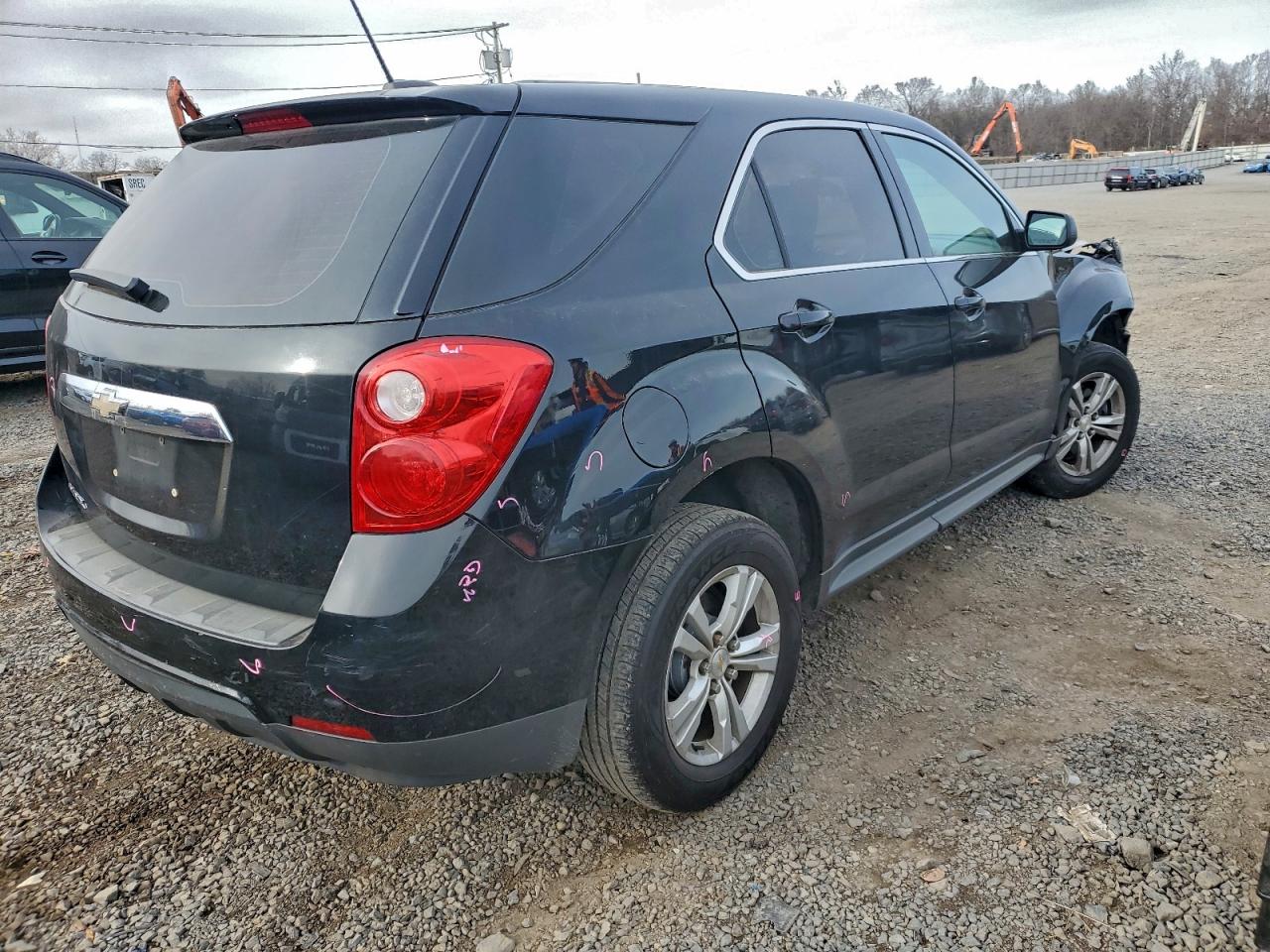 2015 CHEVROLET EQUINOX LS photo 5