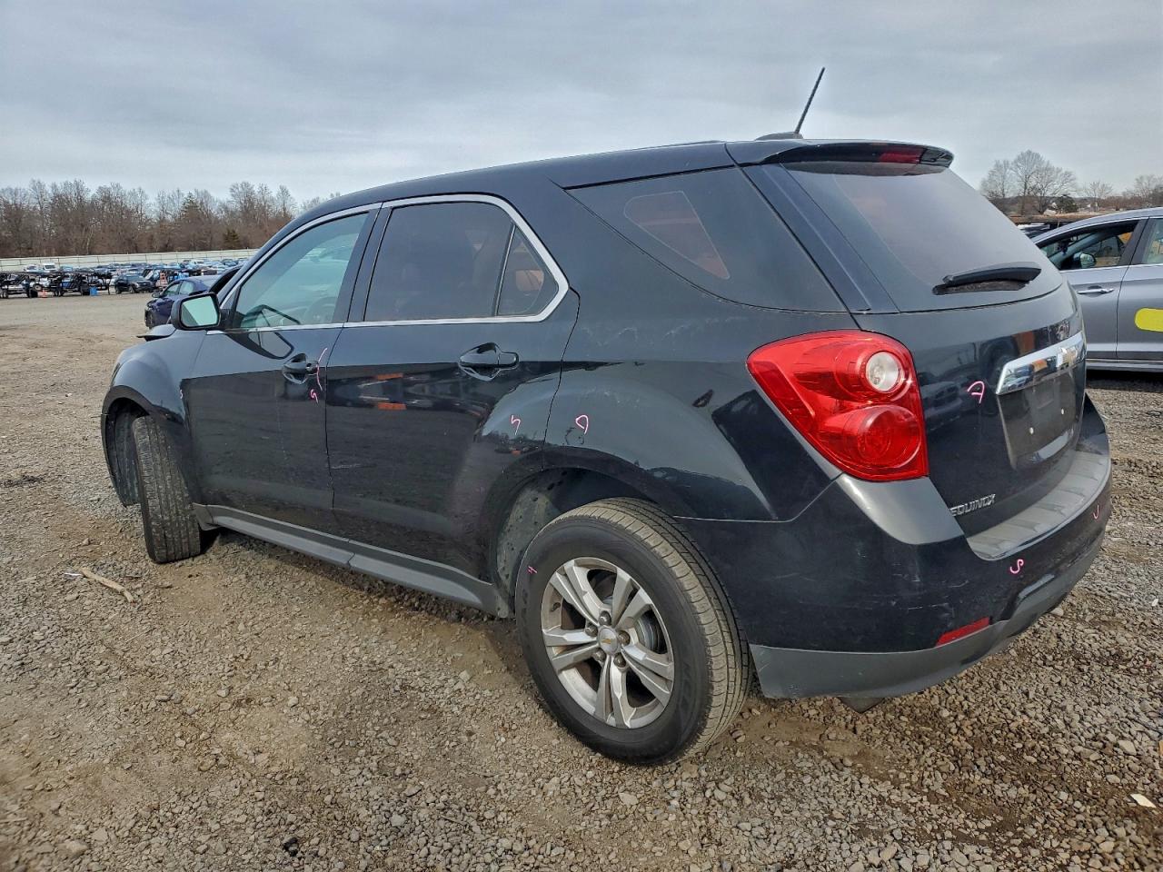 2015 CHEVROLET EQUINOX LS photo 3