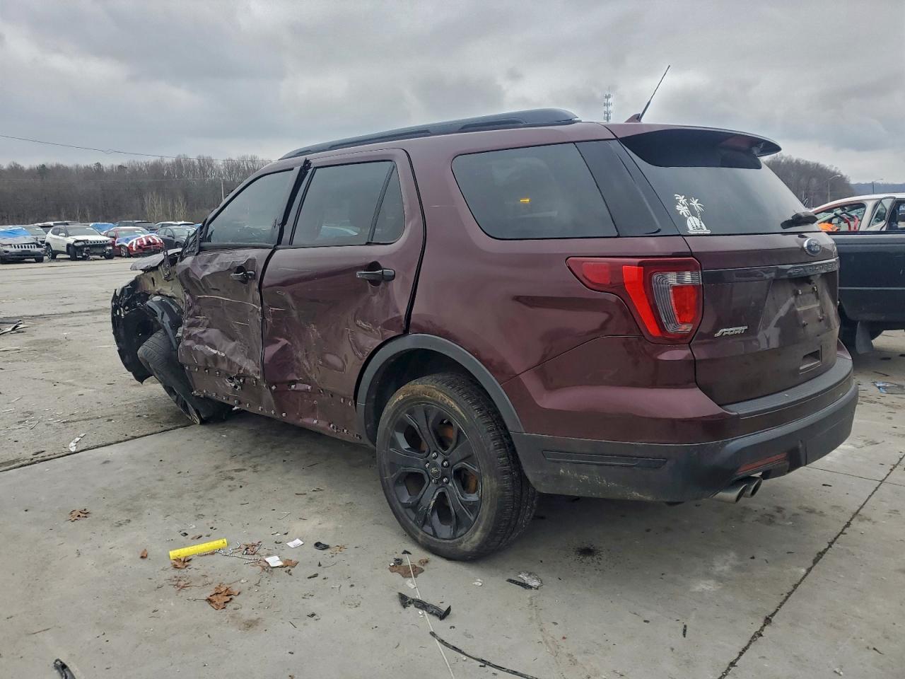 2019 FORD EXPLORER SPORT photo 2