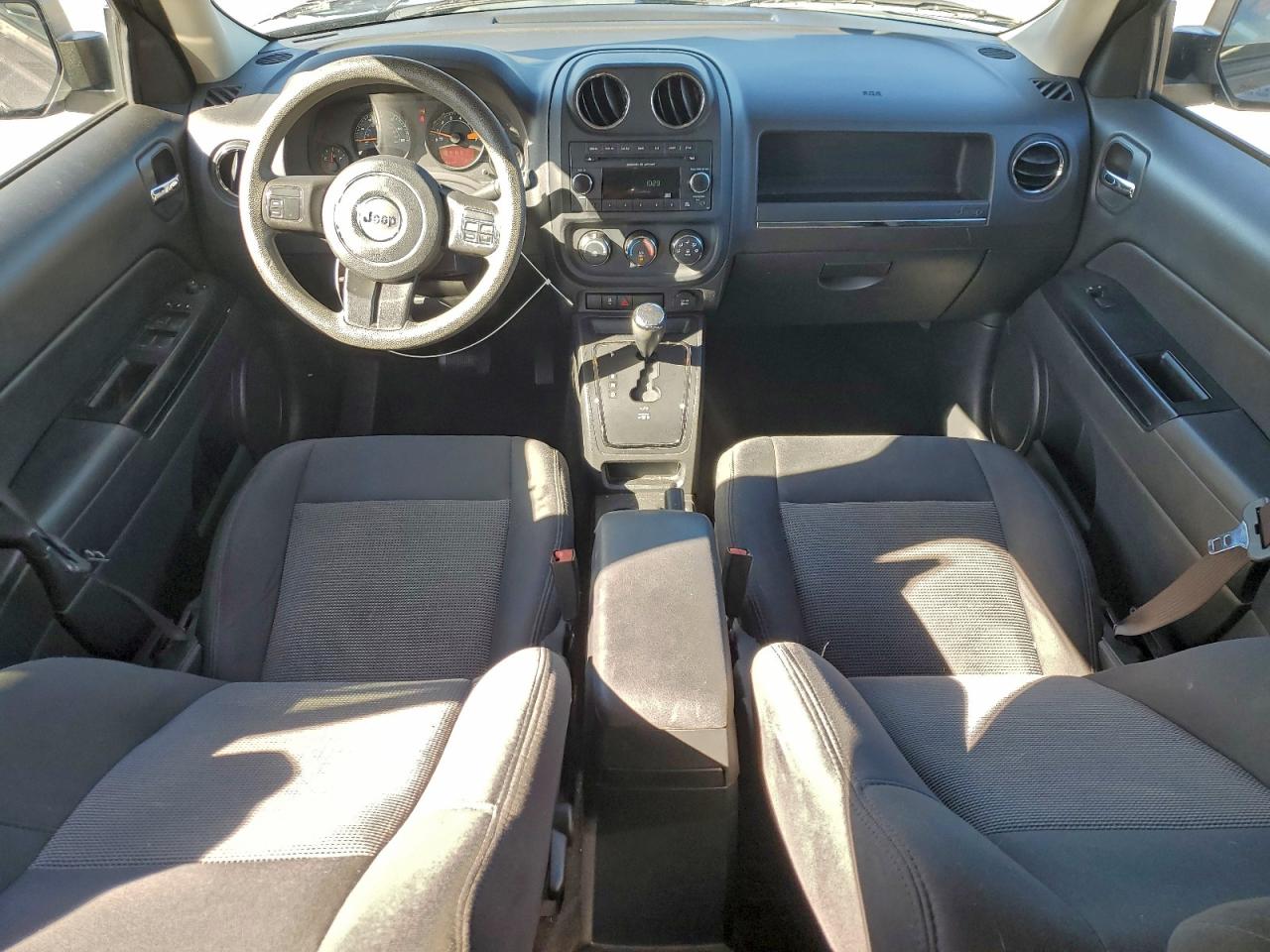 2015 JEEP PATRIOT SPORT photo 8