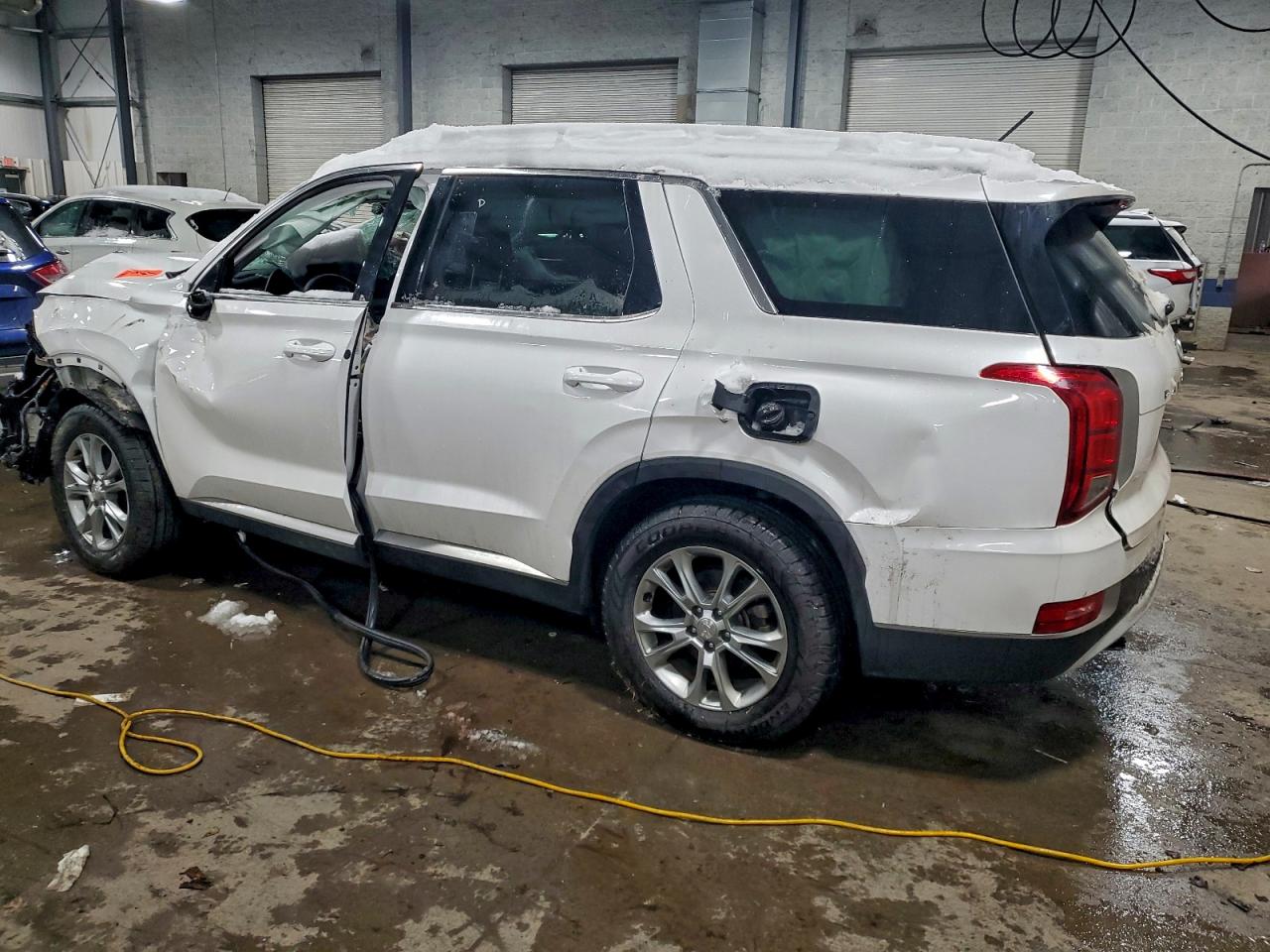 2020 HYUNDAI PALISADE SE photo 2