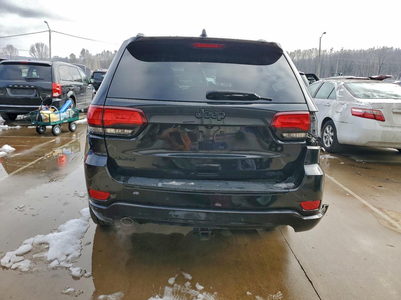 2015 JEEP GRAND CHEROKEE LAREDO photo 6