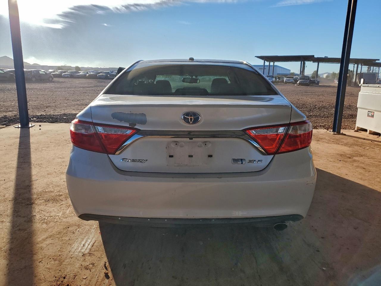 2015 TOYOTA CAMRY HYBRID photo 6