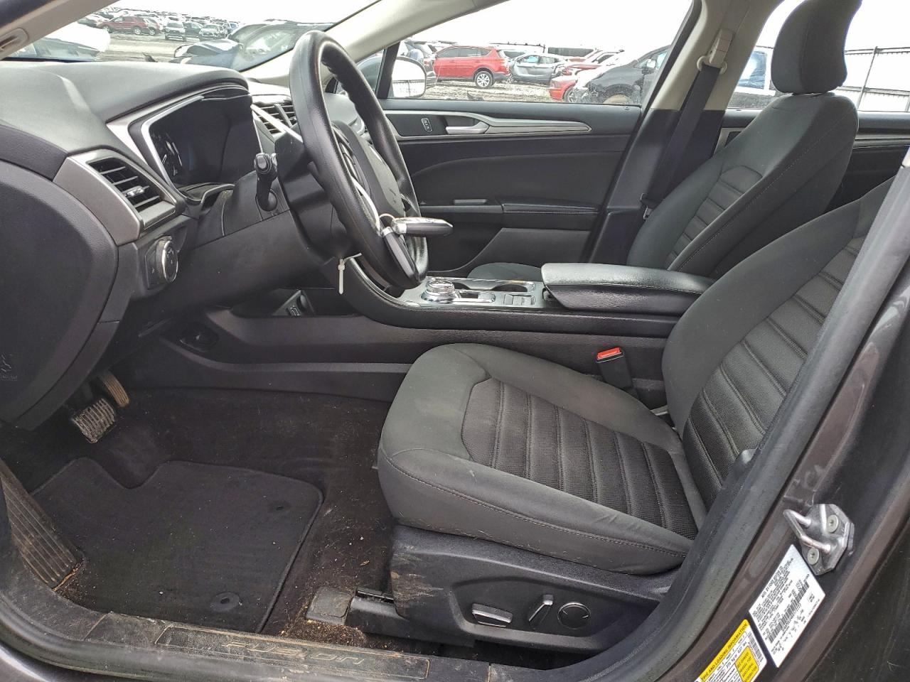 2019 FORD FUSION SE photo 7