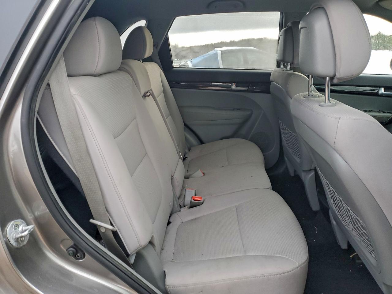 2015 KIA SORENTO LX photo 31