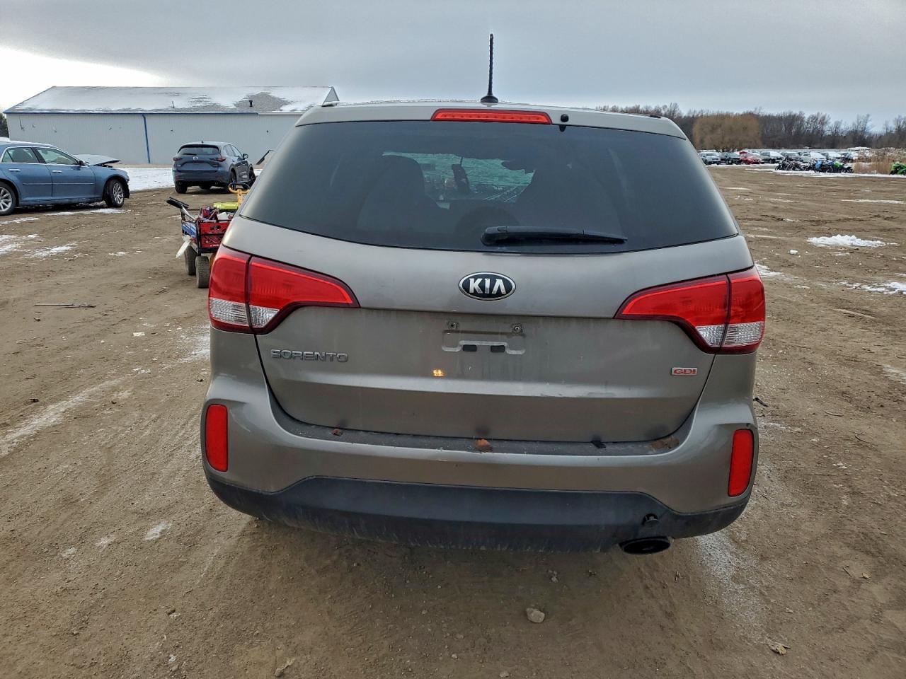 2015 KIA SORENTO LX photo 16
