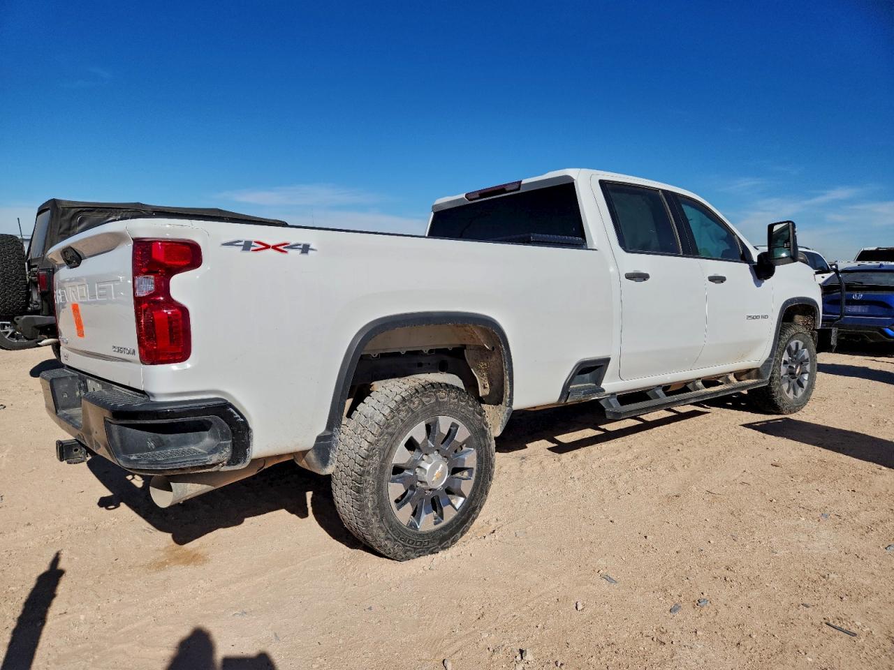2023 CHEVROLET SILVERADO K2500 CUSTOM photo 5