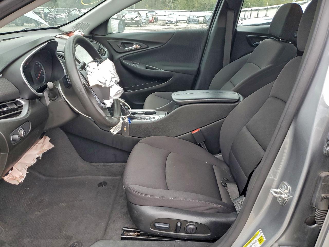2023 CHEVROLET MALIBU LT photo 13