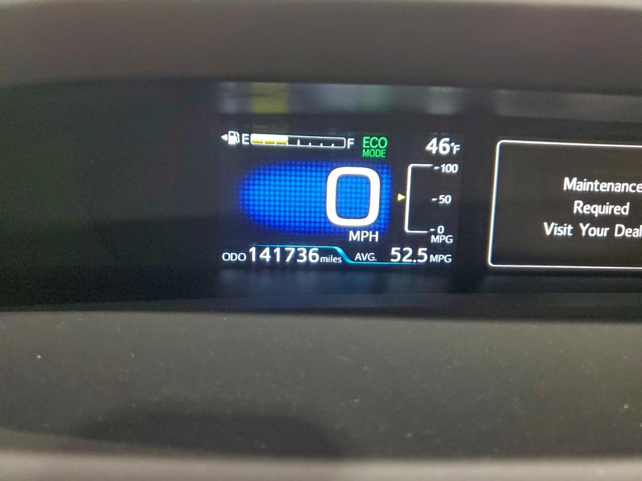 2016 TOYOTA PRIUS TWO photo 17