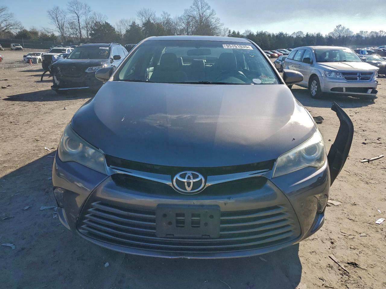 2015 TOYOTA CAMRY LE photo 9