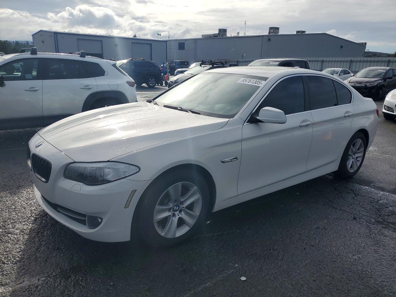 2013 BMW 528