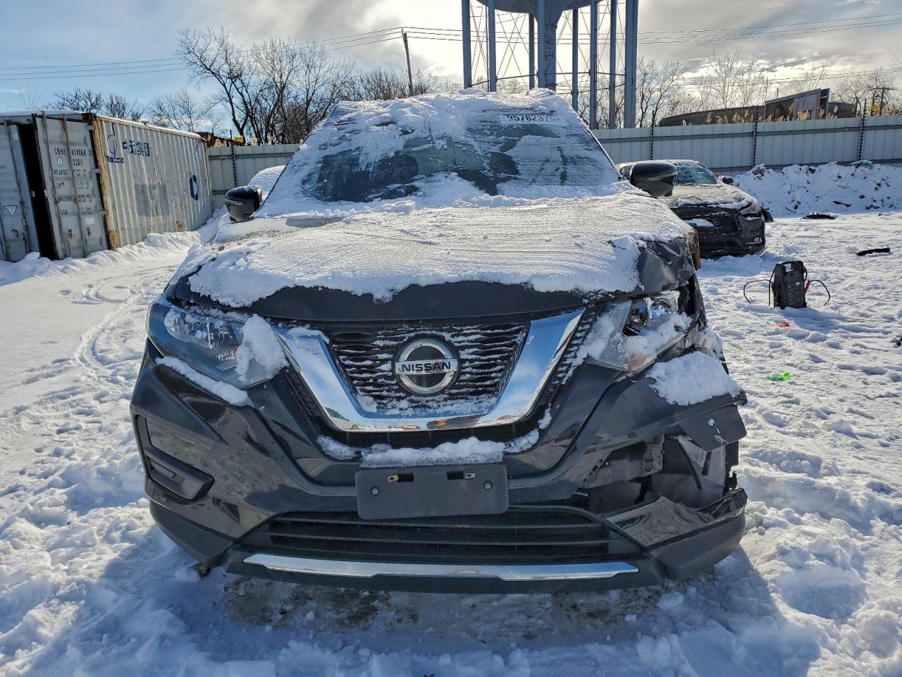2018 NISSAN ROGUE S photo 5
