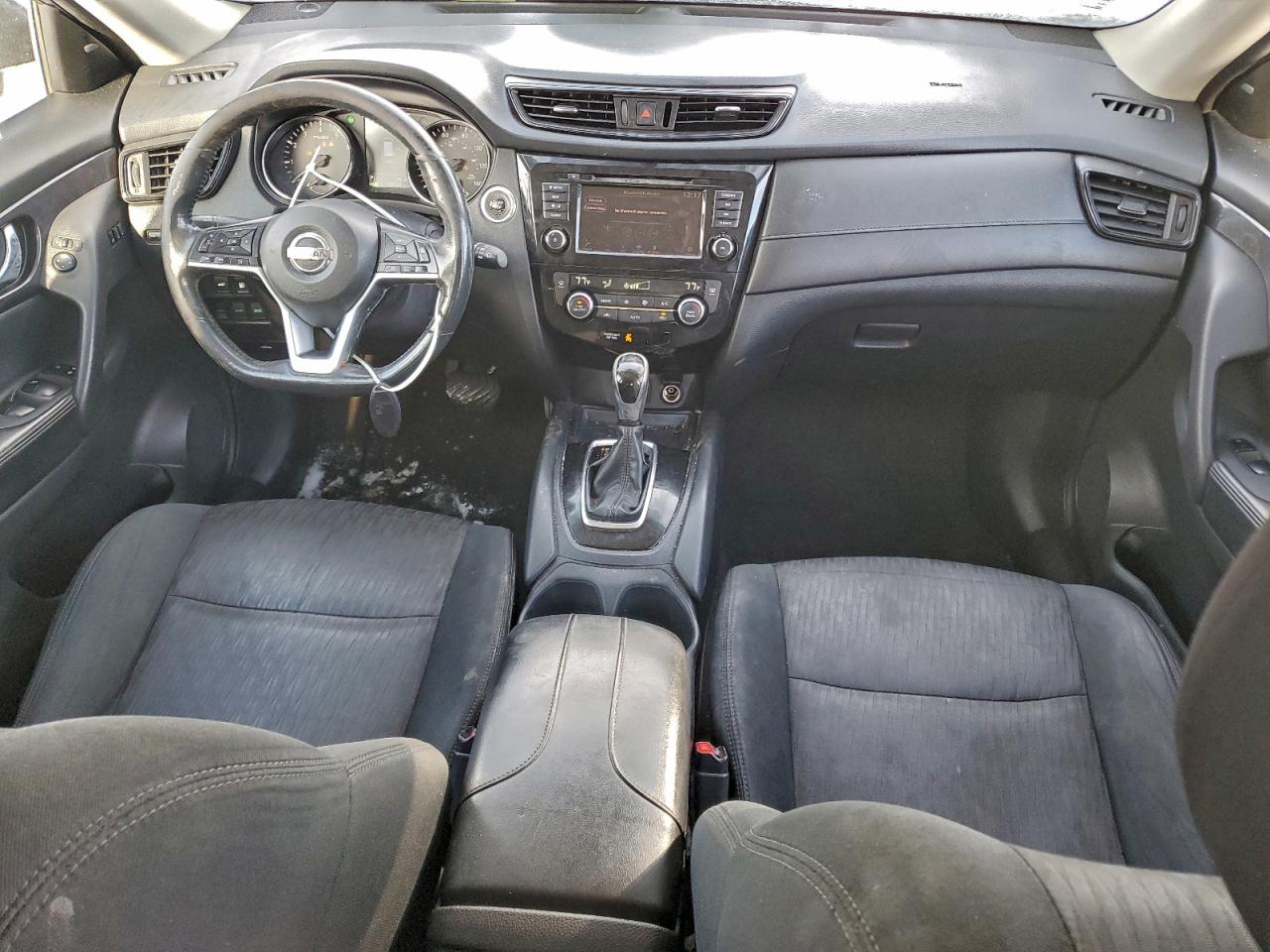2018 NISSAN ROGUE S photo 8