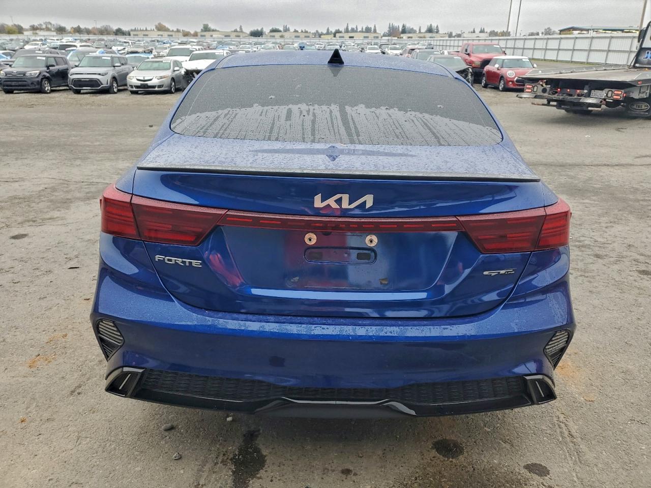 2024 KIA FORTE GT LINE photo 6