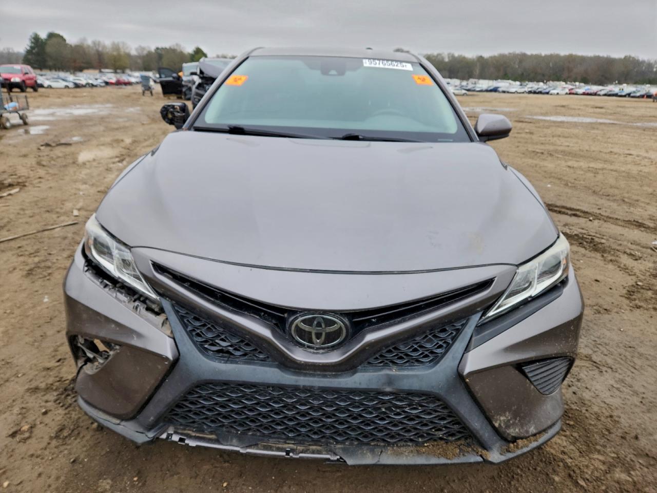 2019 TOYOTA CAMRY L photo 5