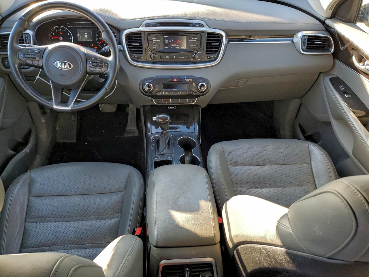 2016 KIA SORENTO EX photo 8