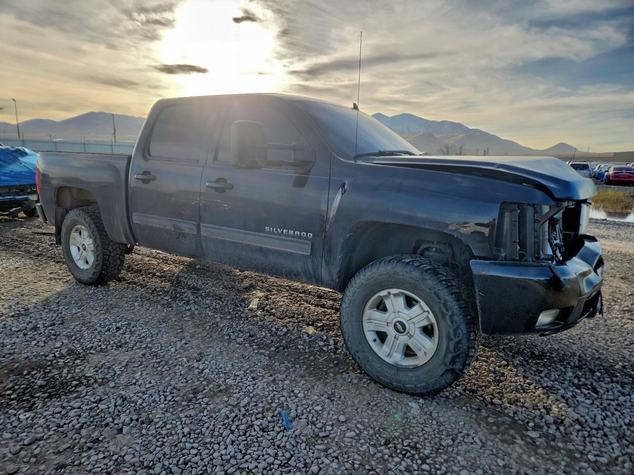 2010 CHEVROLET SILVERADO K1500 LTZ photo 4
