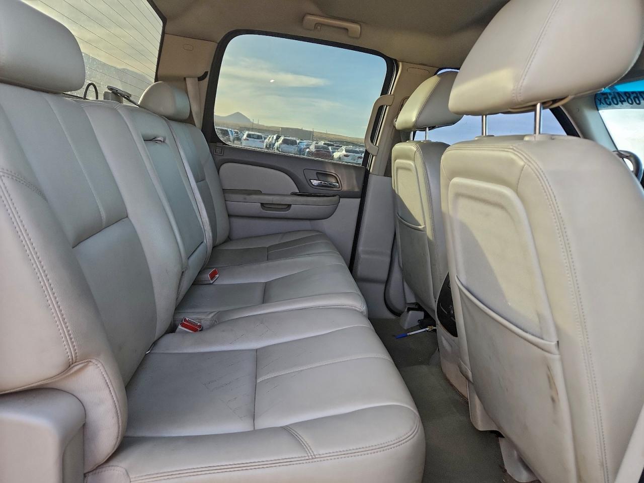 2010 CHEVROLET SILVERADO K1500 LTZ photo 10