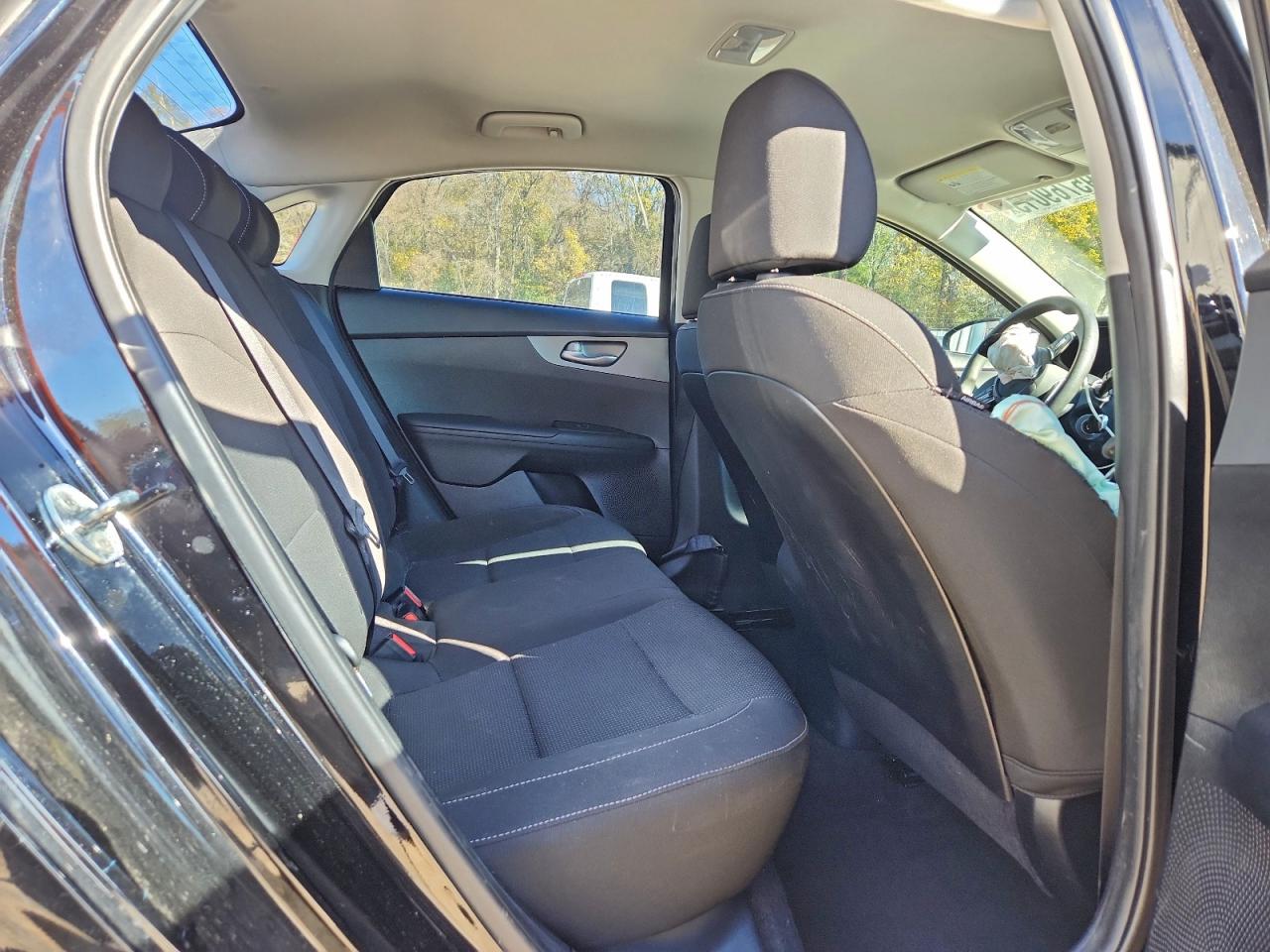 2020 KIA FORTE LXS photo 19