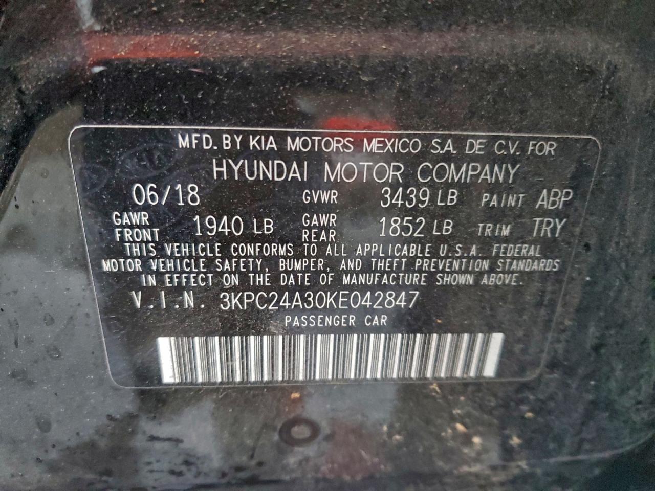 2019 HYUNDAI ACCENT SE photo 25