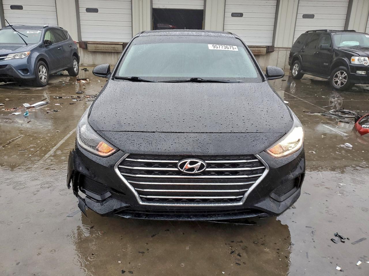 2019 HYUNDAI ACCENT SE photo 9