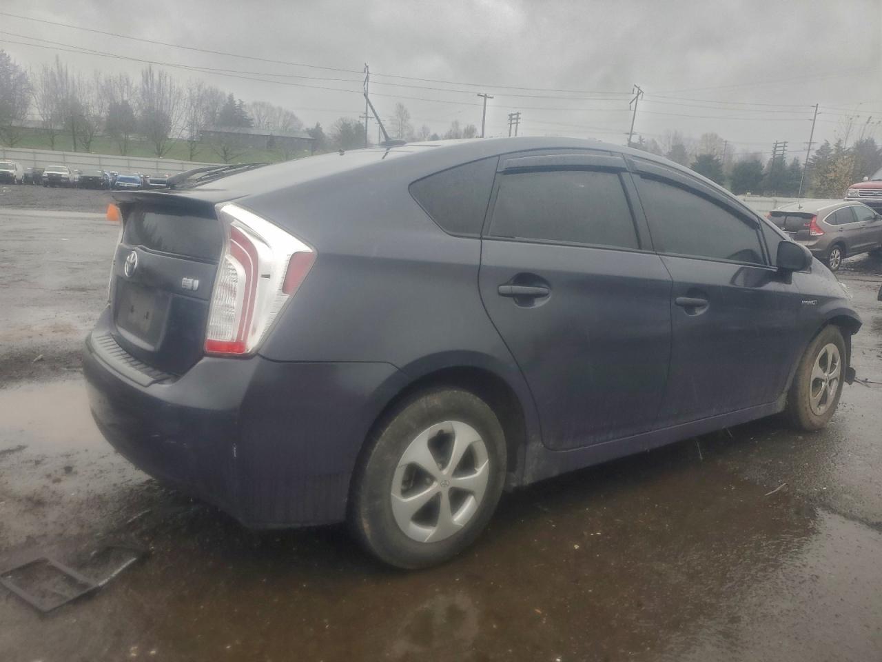 2014 TOYOTA PRIUS photo 5