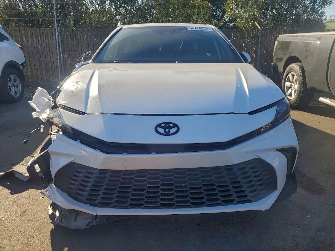 2025 TOYOTA CAMRY photo 5