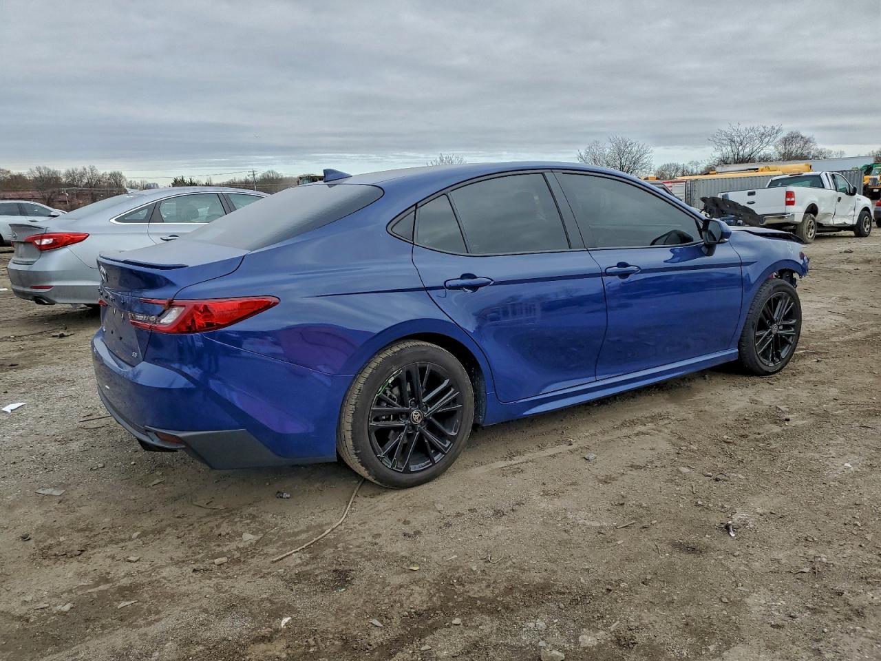 2025 TOYOTA CAMRY XSE photo 3