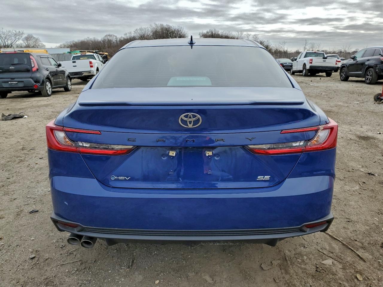 2025 TOYOTA CAMRY XSE photo 6