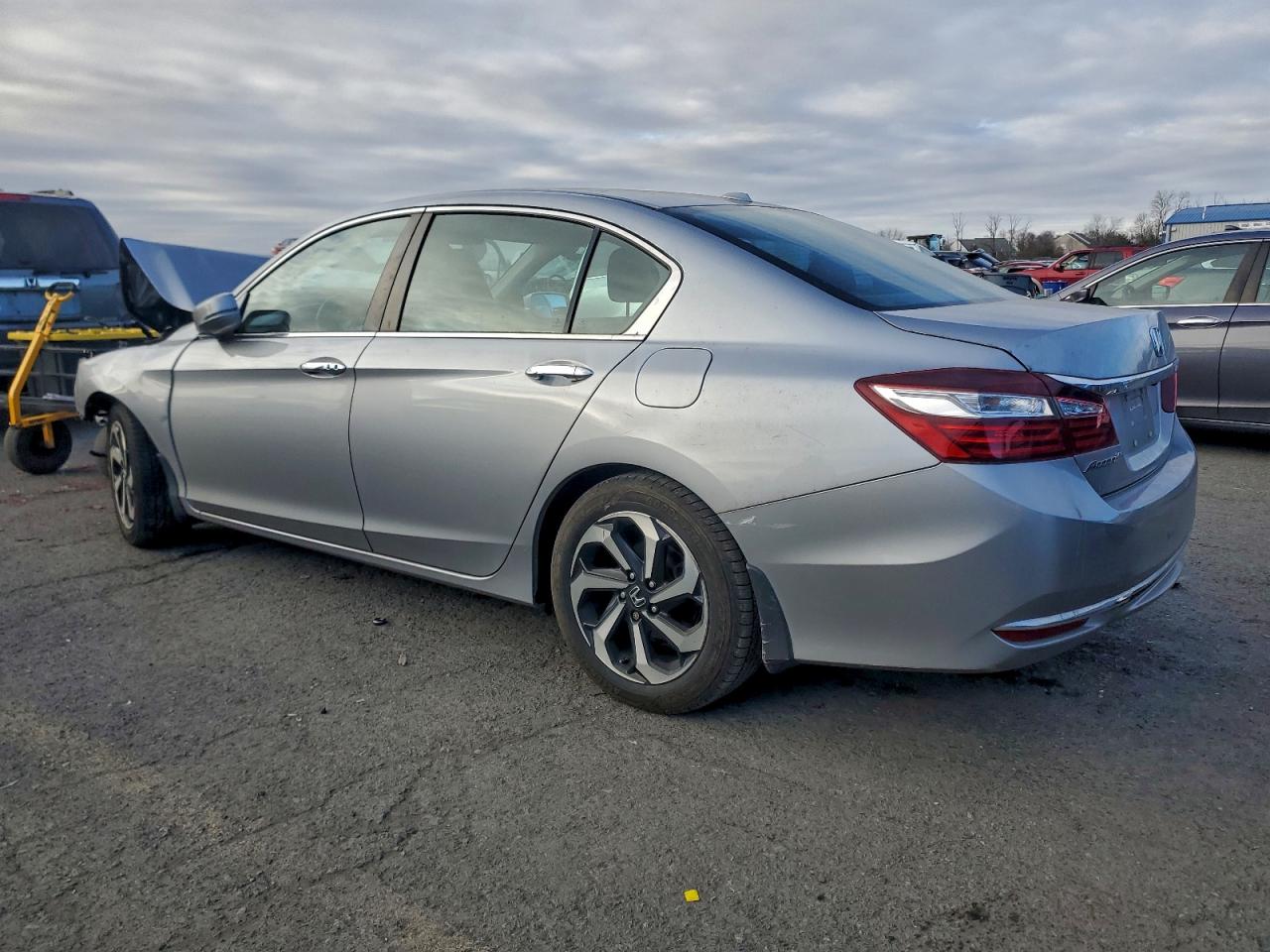 2016 HONDA ACCORD EXL photo 3