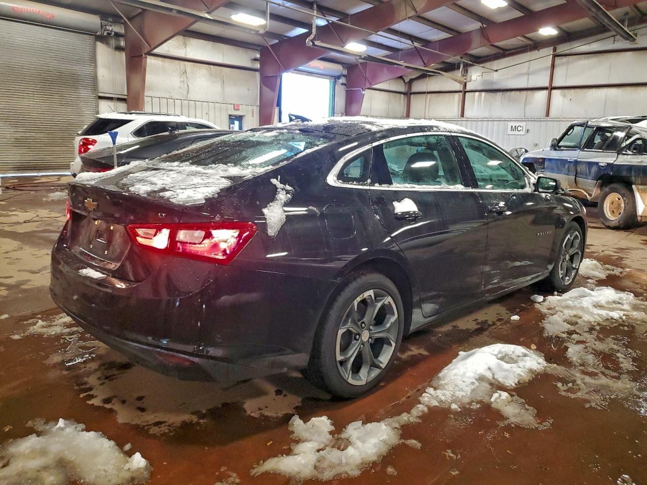 2023 CHEVROLET MALIBU LT photo 5