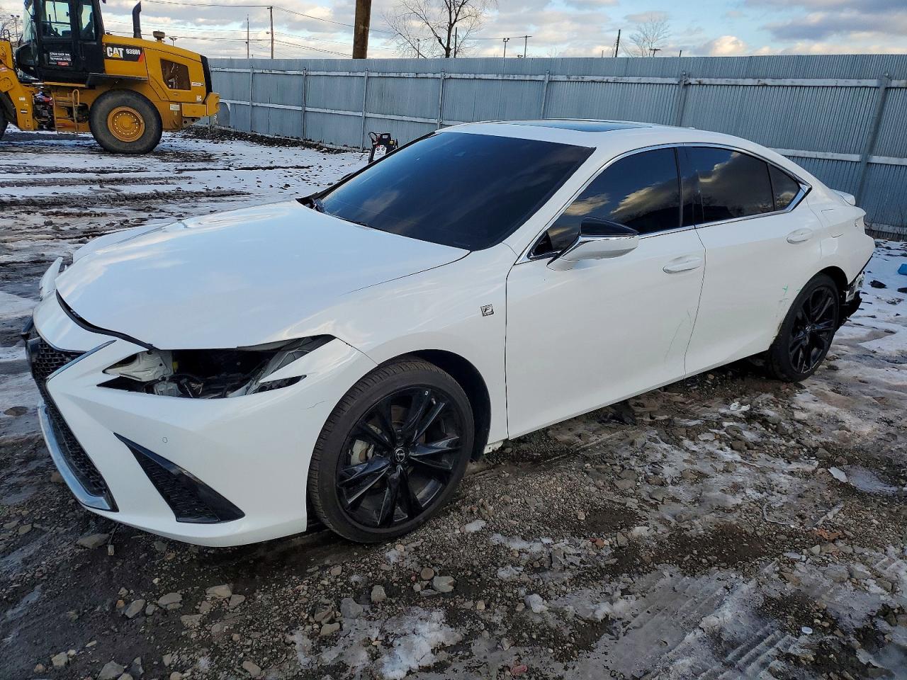 2024 LEXUS ES
