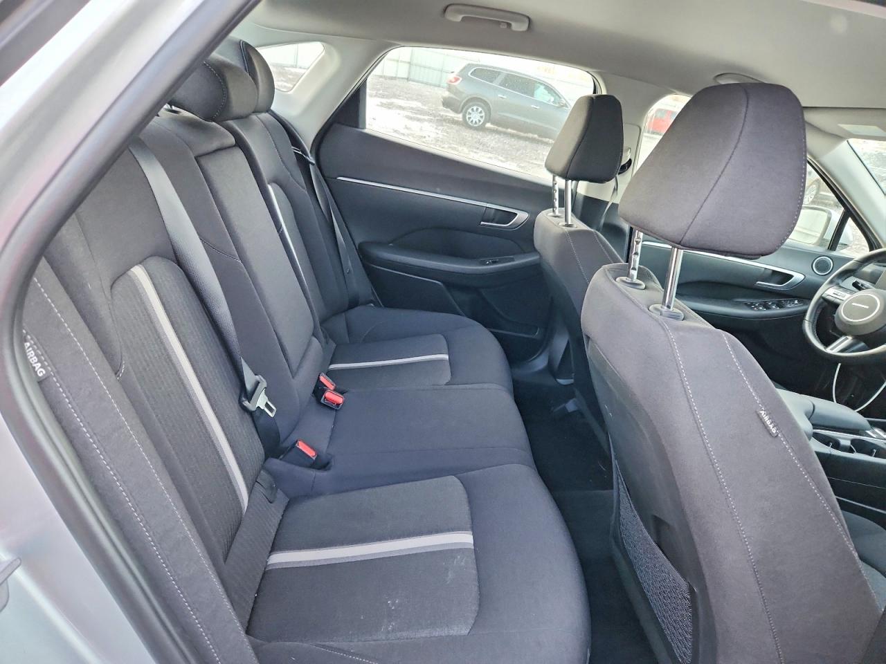 2024 HYUNDAI SONATA HYBRID photo 10