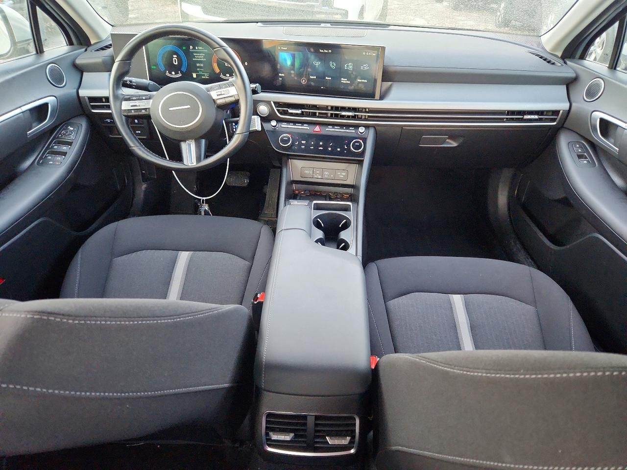 2024 HYUNDAI SONATA HYBRID photo 8